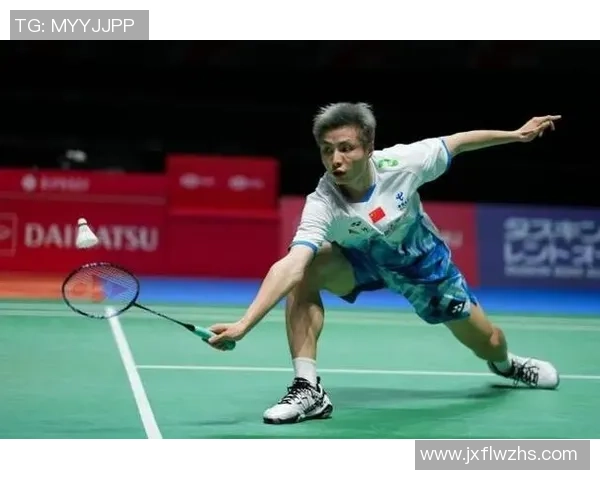 石宇奇一瘸一拐退赛！坐轮椅离场无缘男单四强 采访泄漏跟腱没断